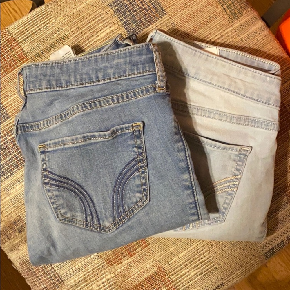 2 Pairs - Hollister Skinny Jeans